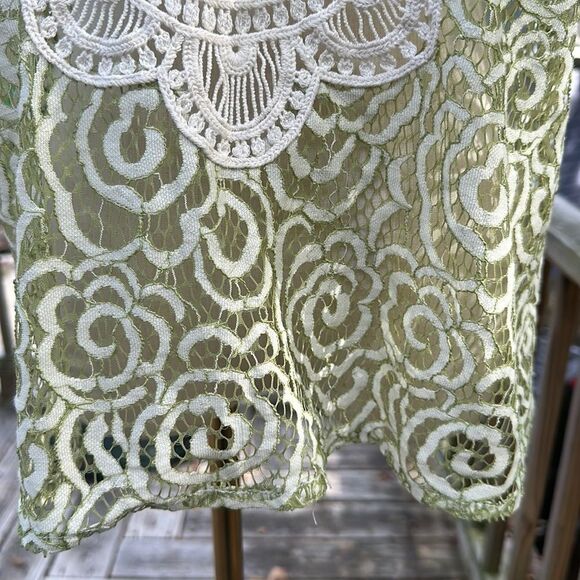 MYSTREE Mint Green Ivory Lace Crochet Cap Sleeve Top S/M - Picture 9 of 9